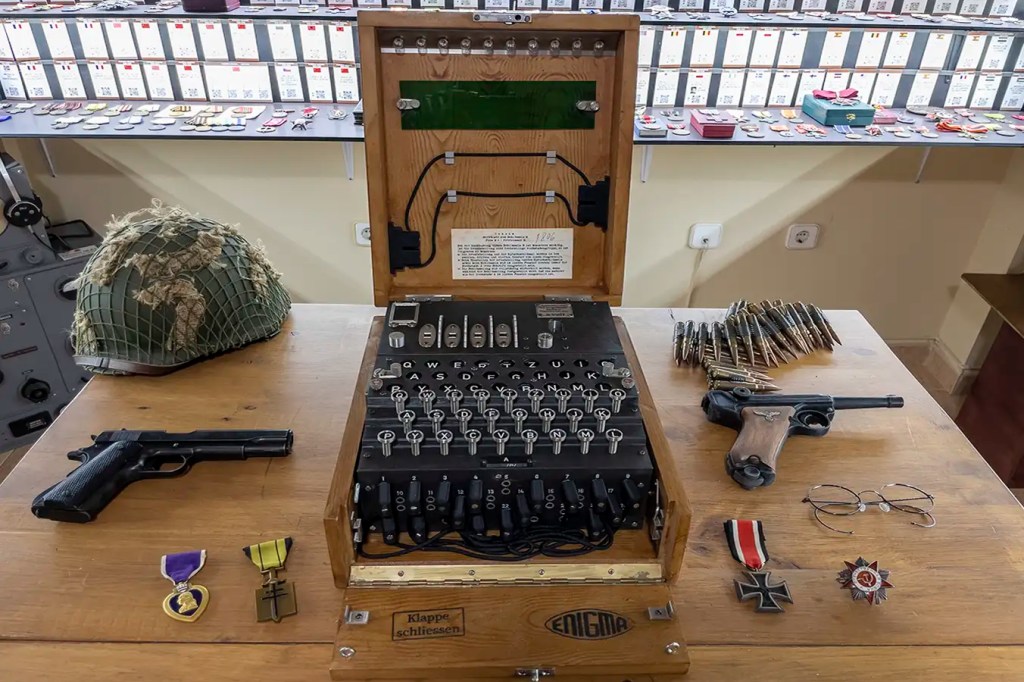 Enigma M4